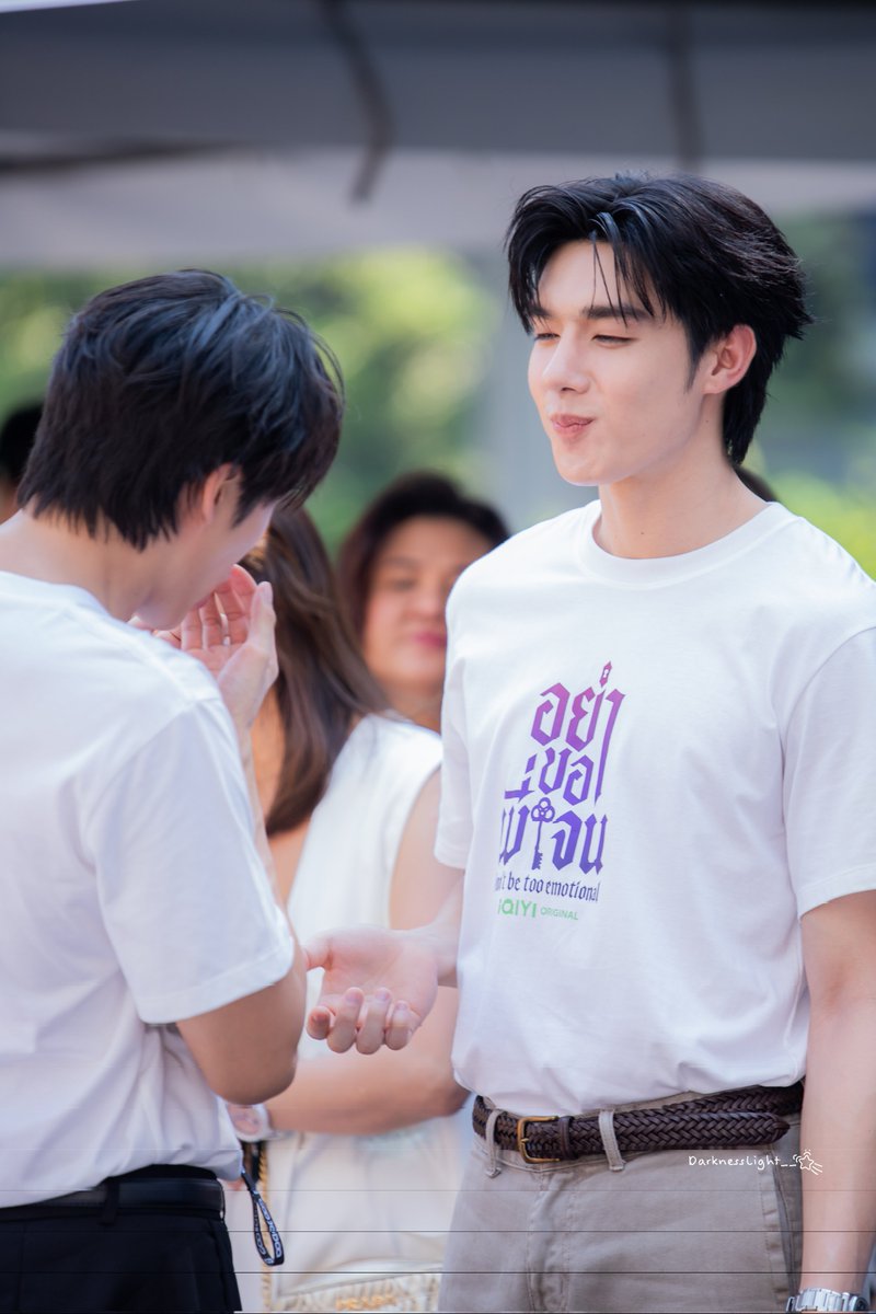DarknessLight__'s tweet photo. ฝอยทองยังหวานสู้ไม่ได้เลยแหละ

BIG AND LITTLE JANE WORSHIP

#บวงสรวงอย่าขอพี่เจน
#TeeBoonyakait @Tee_wongsajaem
#HengThatpong @HengmarkII https://t.co/skAESQIkF6