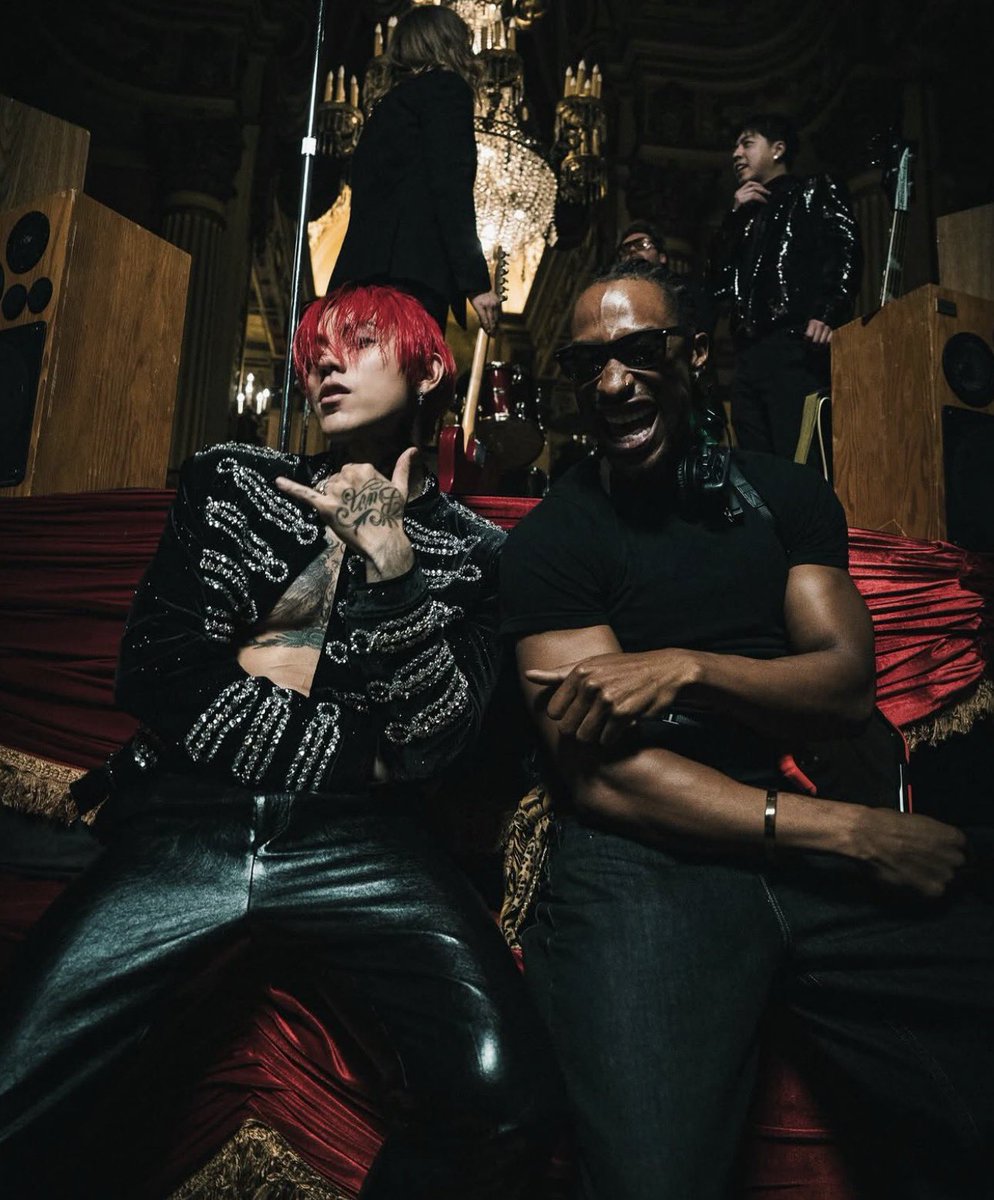 †𝔥𝔬𝔯𝔯𝔬𝔯༉ tweet media