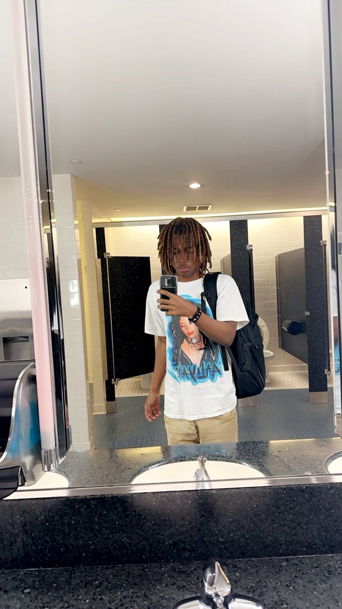 stillboolin tweet media