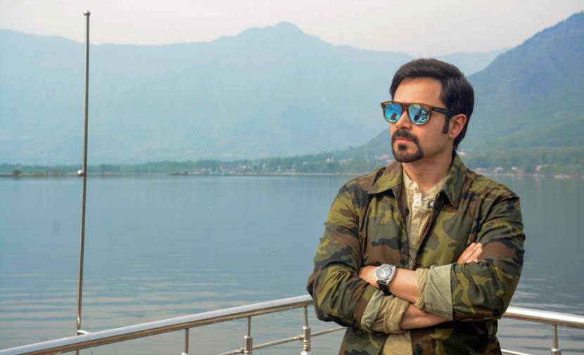Emraanians's tweet photo. Just @emraanhashmi being the view 😍🖤🫶🏻
Mancrush Monday? Sorted.

#EmraanHashmi #MancrushMonday https://t.co/sSJCbEna1u