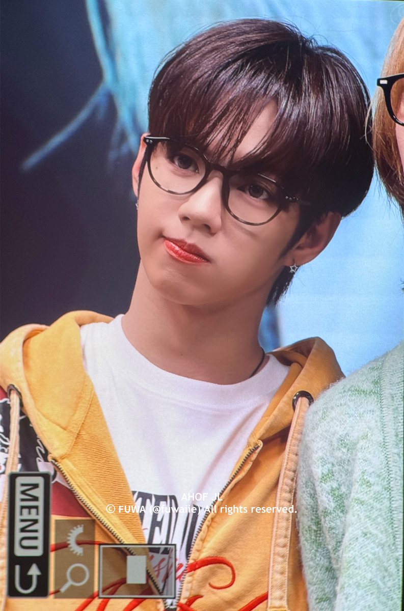 rf_dailylook's tweet photo. 아홉 제이엘 PICK 🖤

👤#아홉 #제이엘
📸TWITTER
🧥#글랙 #GLACK 
GHD041 네타홀릭 빈티지 후드 집업 (YELLOW) / 129,000원 https://t.co/oNT7R8DRX0