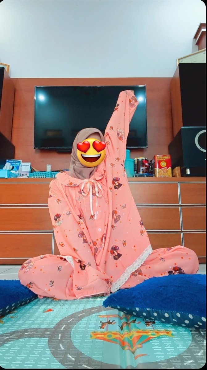 Ayy / 阿雅娜 tweet media