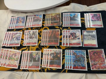 FactoryTCG's tweet photo. 4위 운 고릴라

A 적 샹크스
B 흑 루치
C 청자 루피 https://t.co/QsnXYARvHc