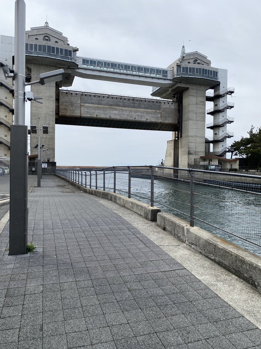 Resinger1104's tweet photo. 沼津へ内緒旅中､､､
(沼津港まで歩いたら遠いんやね､､､)
 #Aqours https://t.co/Ti9hILYdJI