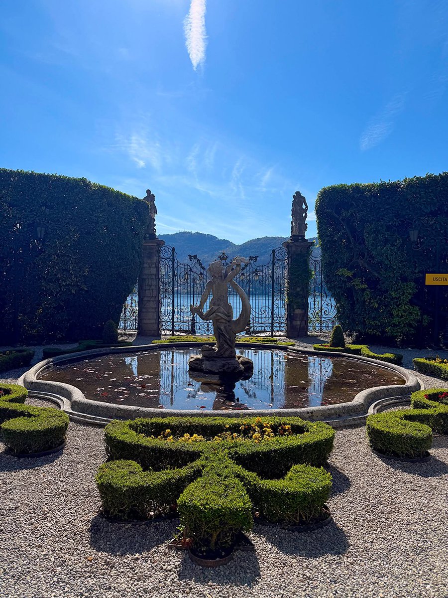 deric_tv's tweet image. Easter vibes #milano #italia 🇮🇹❤️