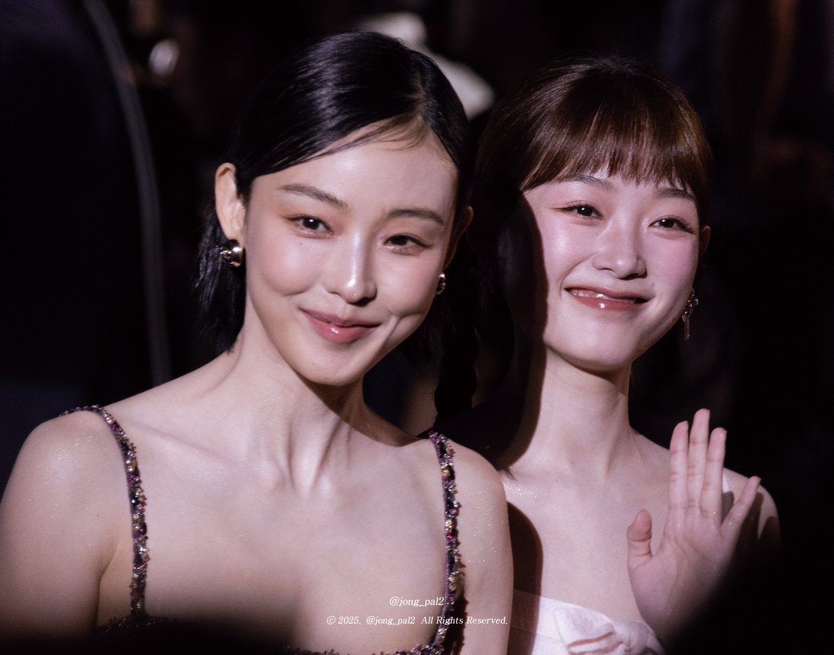 jong_pal2's tweet photo. 250917 부국제 개막식 #이유미 #전소니

#당신이죽였다 #biff2025
#LeeYoumi #JoenSonee
#AsYouStoodBy https://t.co/tF4HtdrgxZ