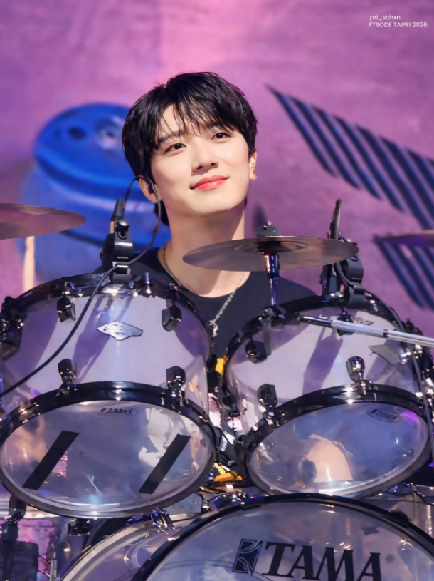 168Random tweet media