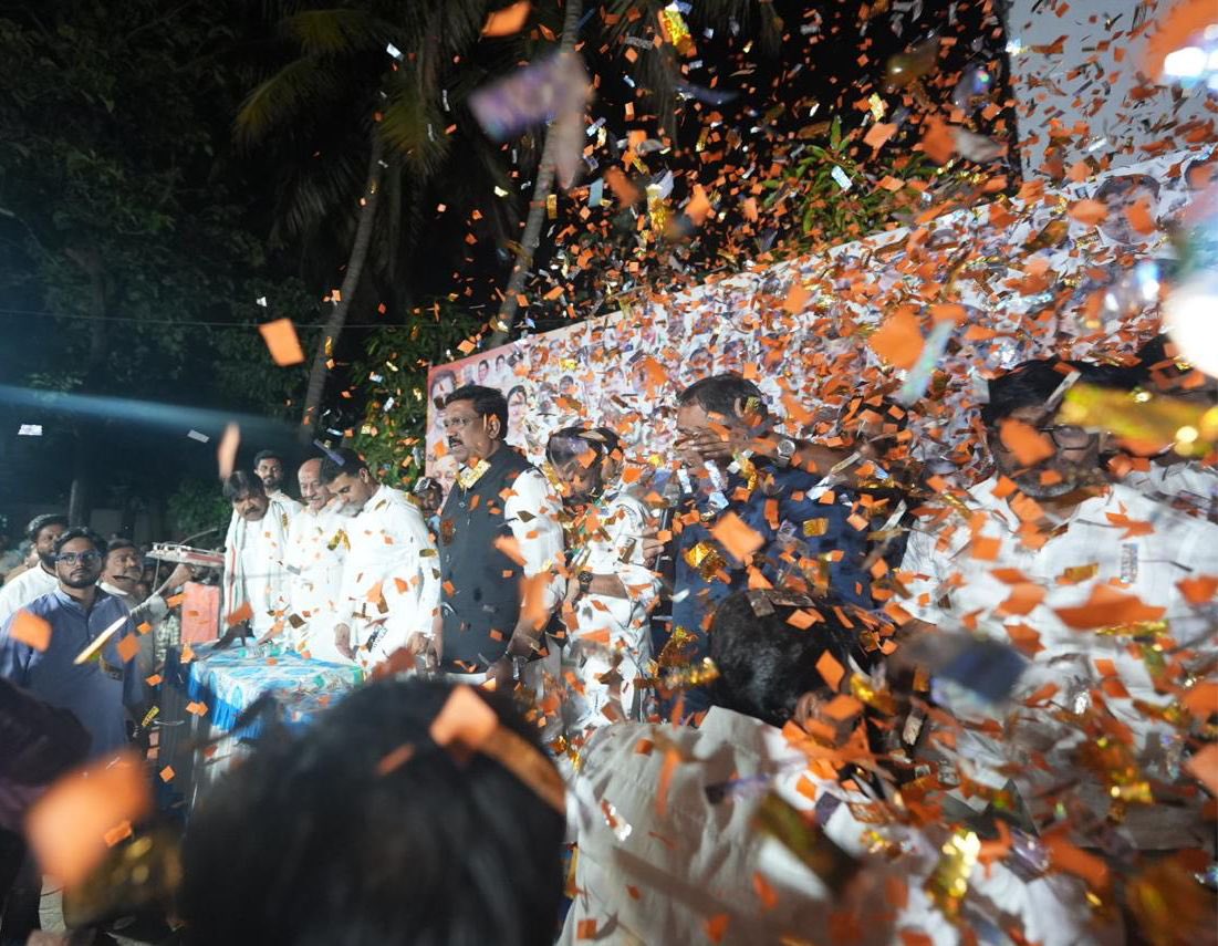 NasirHussainINC's tweet image. 05 April 2026 | 📍Davangere, Karnataka

At a public meeting in Basha Nagar, Davangere, as part of the election campaign for the Davangere South Assembly constituency by-election, alongside senior party leaders.

#Davangere #Karnataka #Congress #ByElection #ElectionCampaign