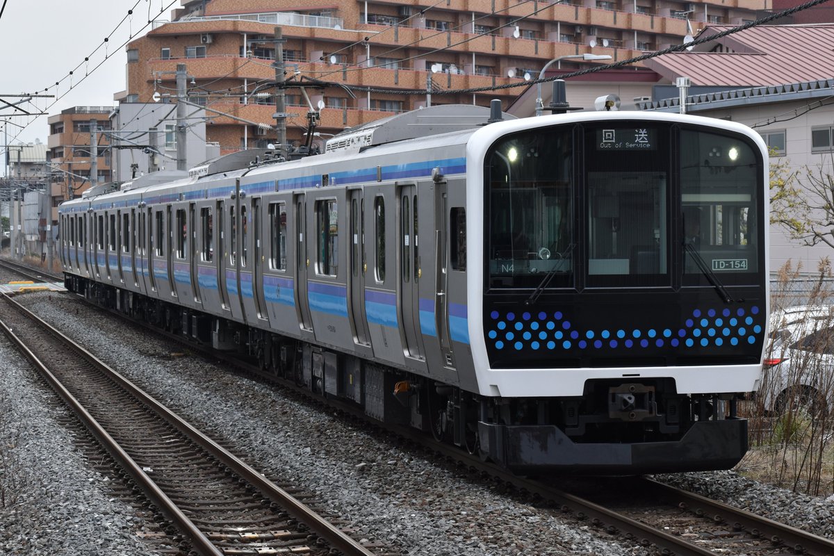 TheSensekiTimes's tweet photo. [改正後も引き継がれた定期回送、爆笛を鳴らし走行]
革新的ダイヤ改正後も引き継がれている回942Sは千里馬のようなスピードで日々東塩釜〜宮城野（信）間を走行している。4月4日は福田町から高砂まで響きわたる偉大な警笛を鳴らし走行した。（仙石労働新聞 4月6日号） https://t.co/I9xuSXLchj