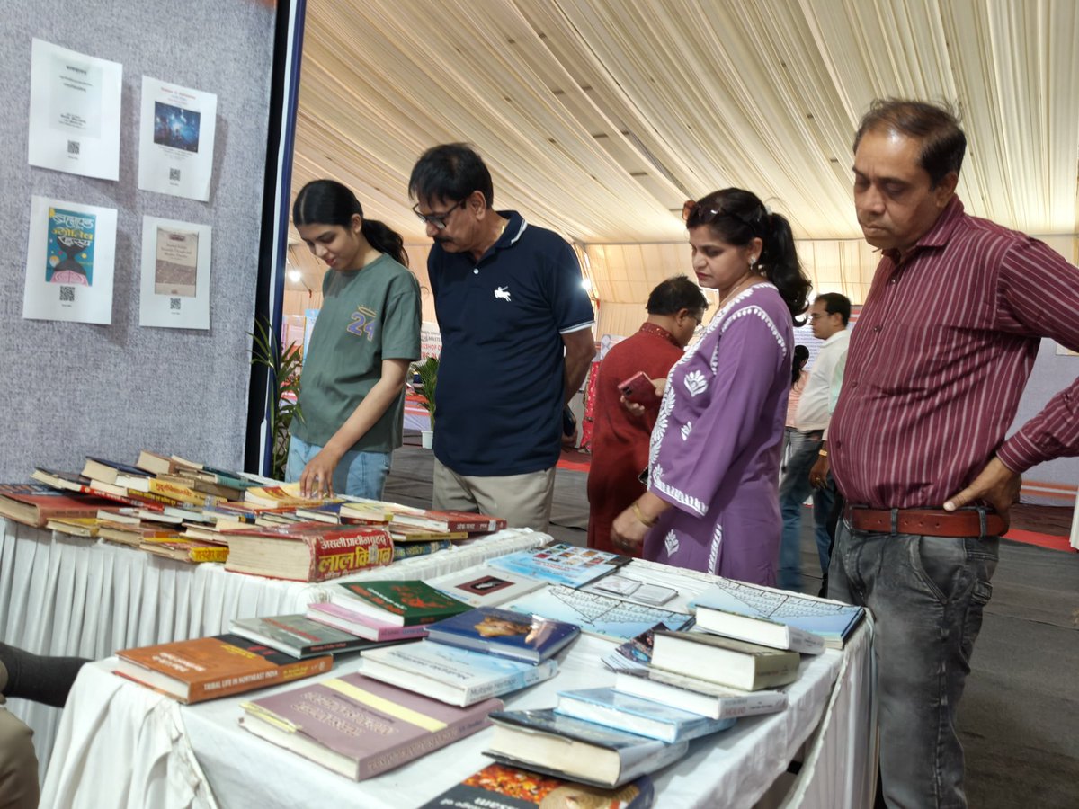 igrms's tweet photo. Ujjain, international conference “Mahakal – The Master of Time,” IGRMS showcased book exhibition on ancient time calculation, astronomy, and the harmony of science & spirituality.
tradition and curiosity—where knowledge found eager minds.
#IGRMS #Mahakal #Ujjain #BookExhibition https://t.co/x3bp3PC0sZ