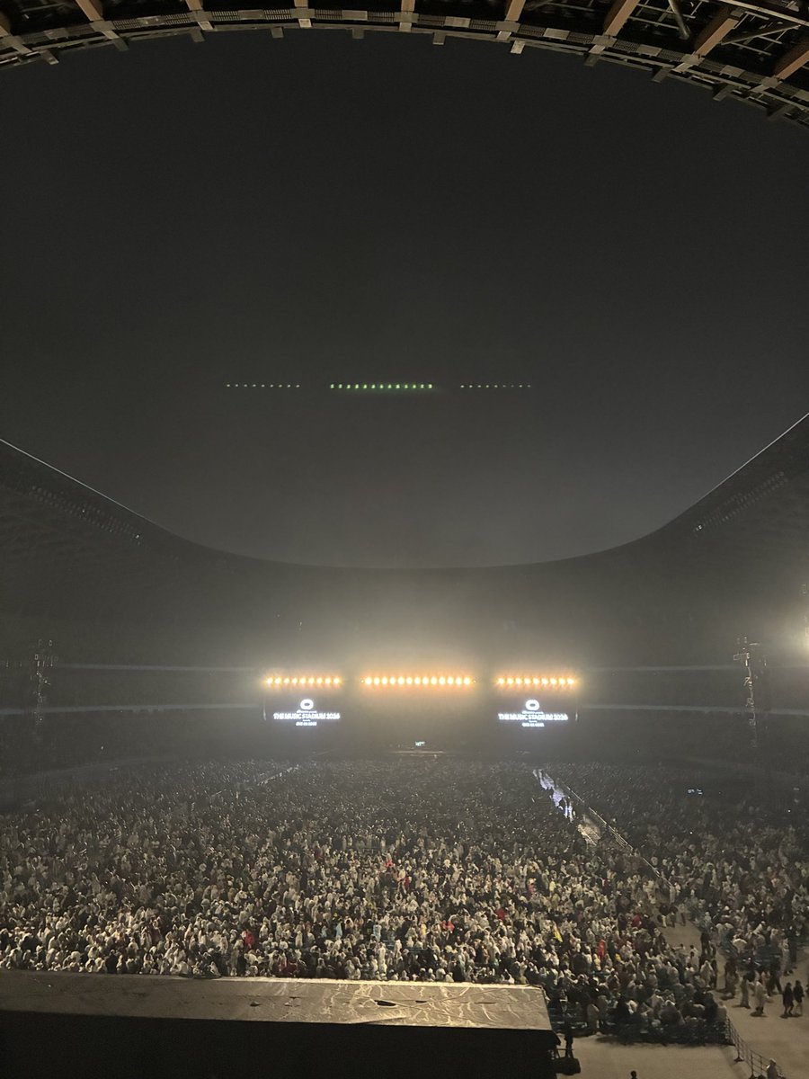 ONEOKROCK×UVERworld
takuya∞カッコよすぎた 
アンサイズニア回収できて良かった😭