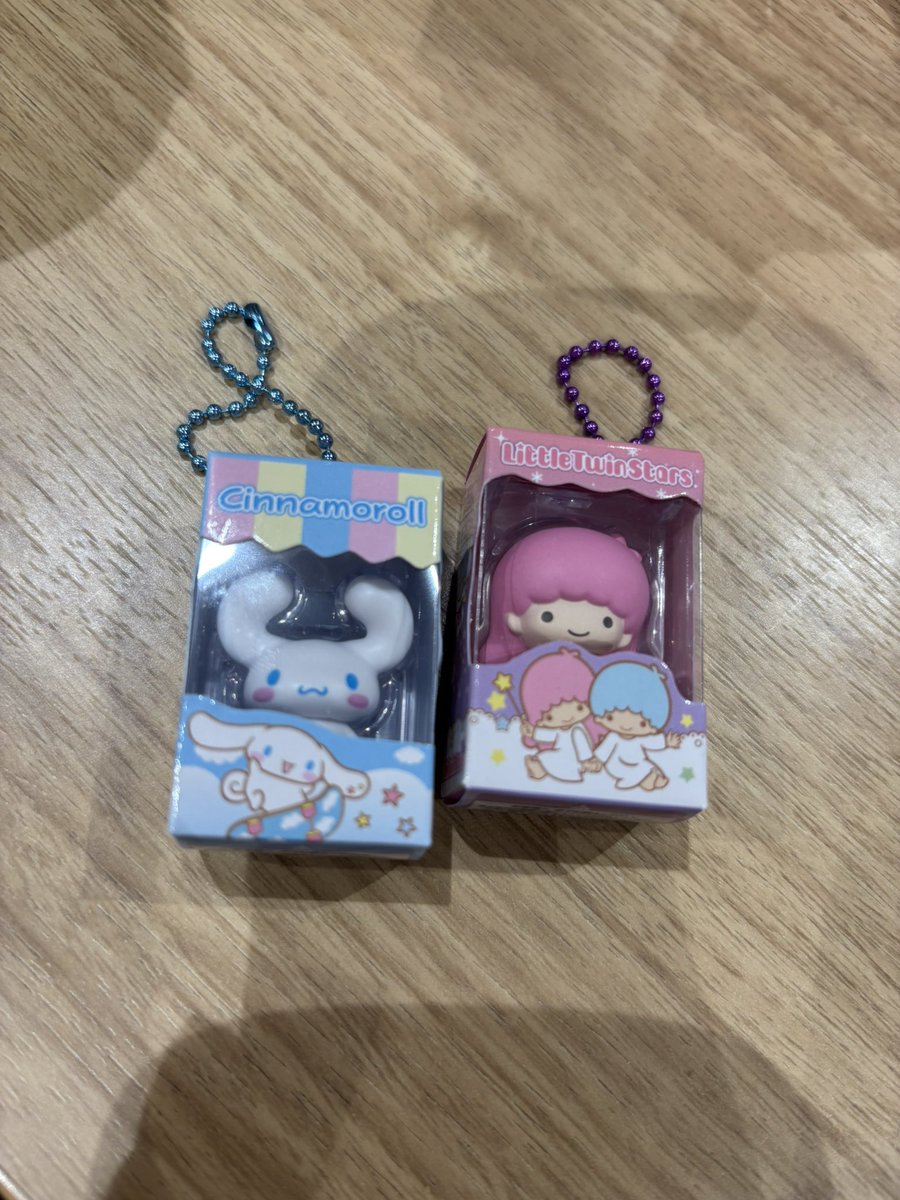 r i s a 🌻 tweet media