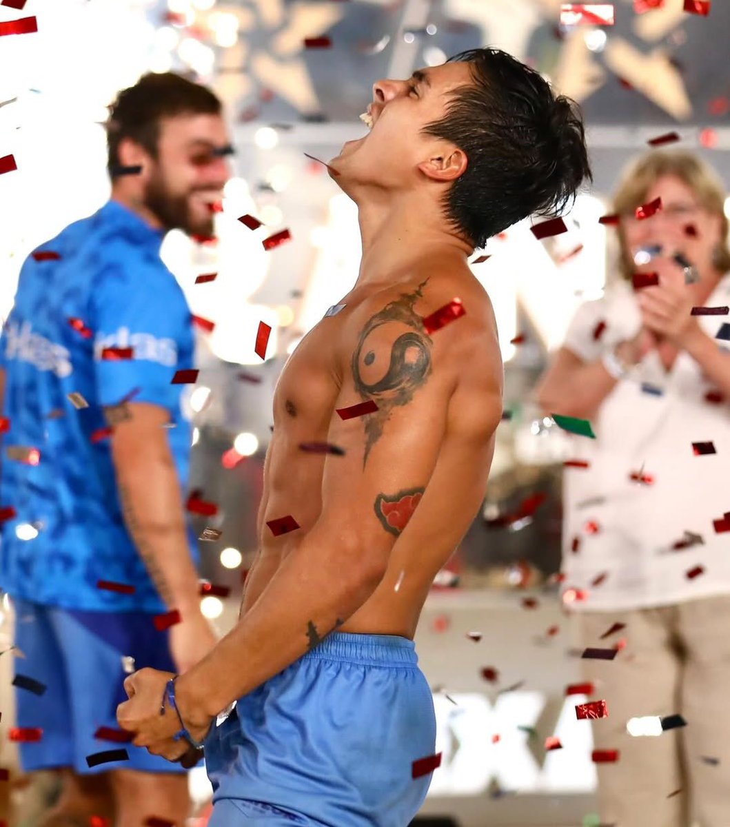 Jenn 🦅 tweet media