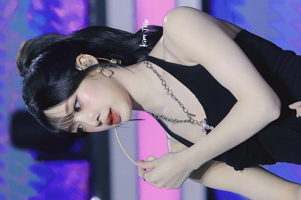 ౨ৎ renee tweet media