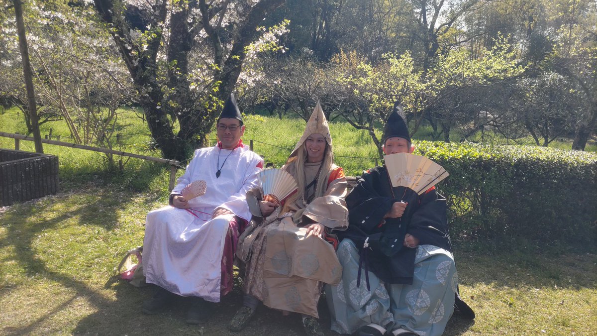 アキト tweet media