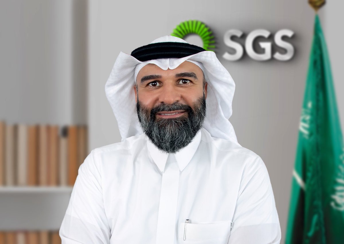 FFF_QQ7's tweet photo. اعلان الحادي عشر من اغسطس 2025 سيبقى تاريخاً مشؤوماً على الاتحاديين حين تقدم "فهد سندي" باستقالته رسمياً من الشركة السعودية للخدمات الأرضية وذلك بعد تزكيته رئيساً لشركة نادي الاتحاد

وانا من هذا المنطلق أقول لسندي @FahdCynndy عُد لوظيفتك السابقة في الخدمات الأرضية وقدم استقالتك فوراً من رئاسة نادي الاتحاد، وسيكون يوم استقالتك من نادي الاتحاد تاريخاً جميلاً ومشرقاً لمستقبل الاتحاد