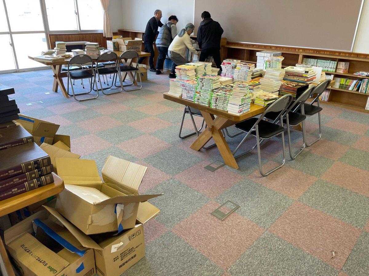 さやか星小学校の新学期準備がいよいよ大詰め！新しい仲間とともに、図書館の蔵書整理や通学路（青沼駅〜学校間）の下見を行いました。新入職員と一緒に歩く道のりは、新鮮な発見がいっぱいです。子どもたちに会えるのを楽しみにしています！
＃さやか星小学校  ＃行動分析学 ＃奥田健次　＃教育移住