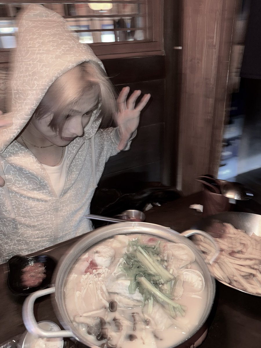 seima💫 tweet media