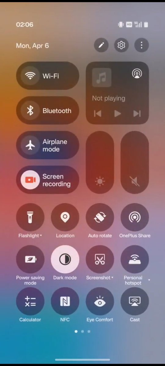 TechySakib's tweet photo. ColorOS 16 vs ColorOS 17 
Control Center.
which one do you like best?
Credit : @LuminanceXS 
#coloros17 #coloros16 https://t.co/SsLSUj0KWo