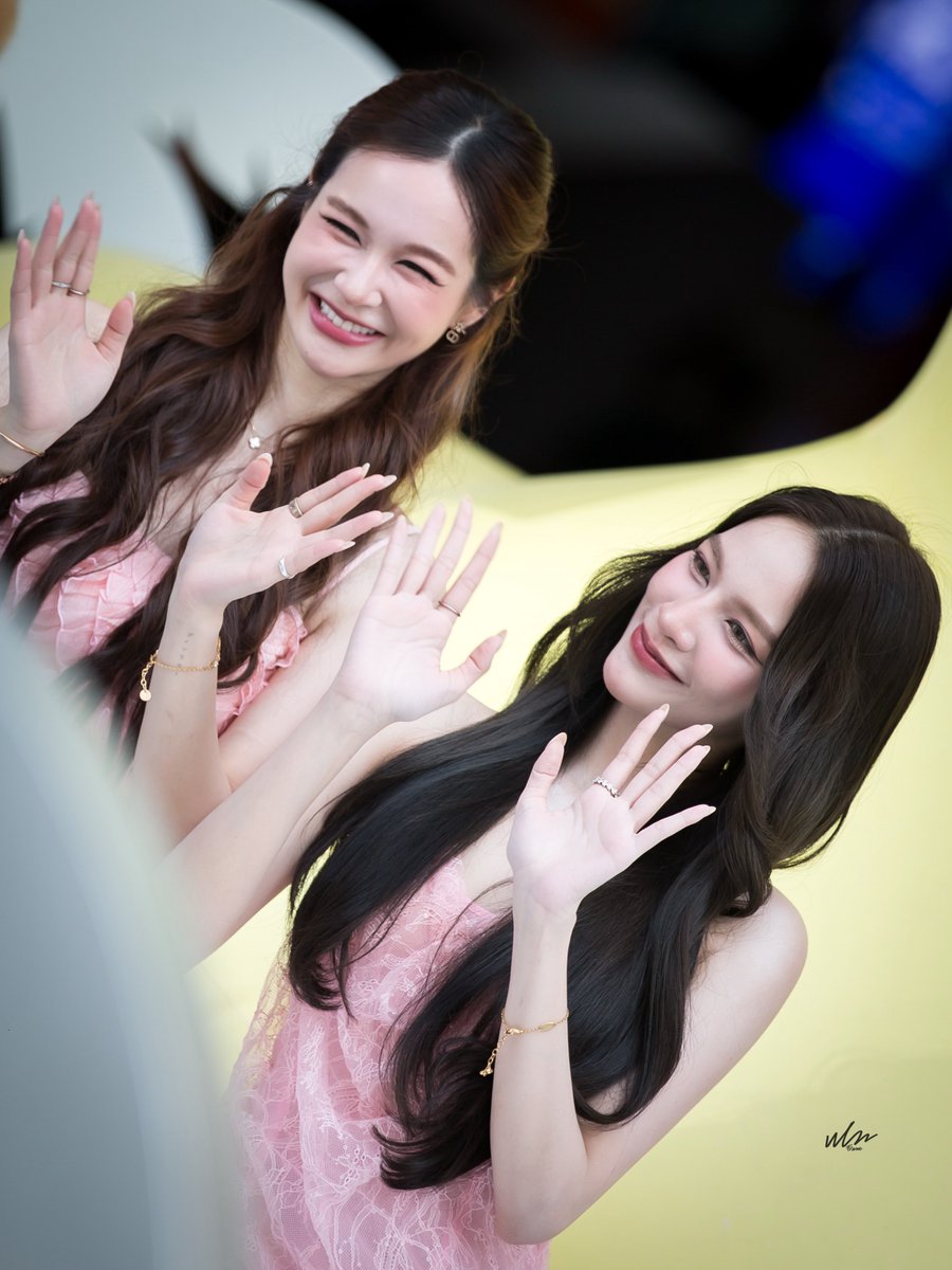 wlwframe tweet media