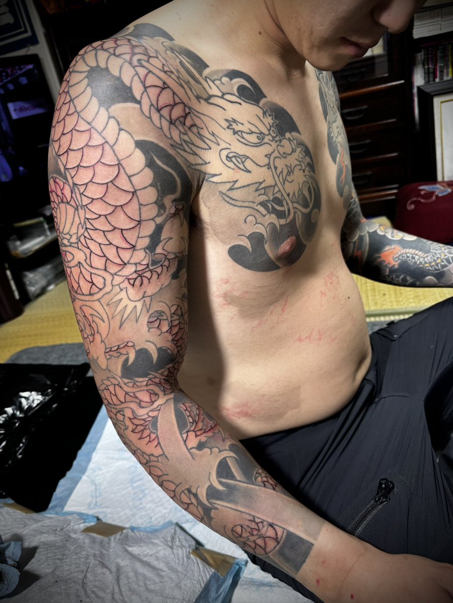 世墨文身 tweet media