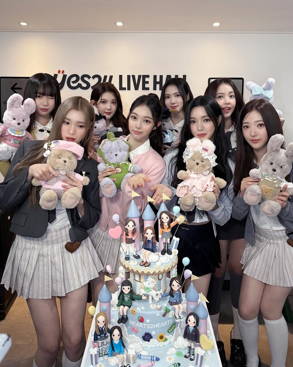 hatuhadict's tweet photo. RT DEAL MY1PICK FOR #Hearts2Hearts 

ASEA - The Best Group (Female)

✨  1 RT  = 1 💛
✨  must Follow @KpopVoteDiamond 
✨ your time is 7 hours 
✨ QRT doesn't count 
✨ start from now

For sale my1pick :
600 💛  : $1  (16000 IDR) https://t.co/X5Ma1go1Sw