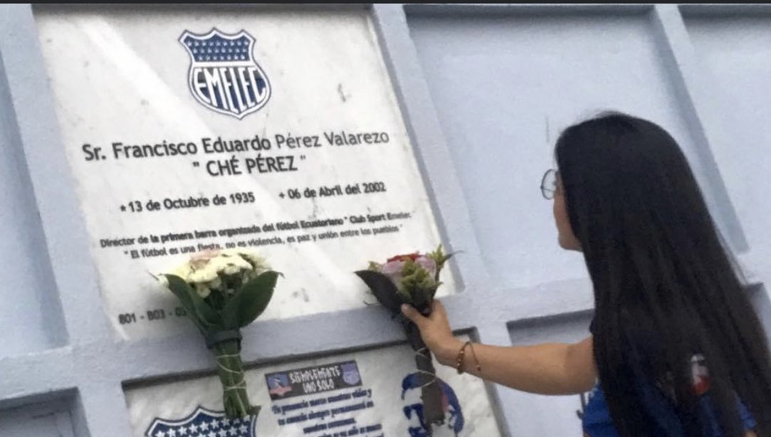 24 años sin ti, papá…
y hoy más que nunca te siento conmigo.

Porque mientras yo esté aquí,
tú también seguirás viviendo en mí.  ❤️

06/04/2002 🕊️🥹🫶🏽