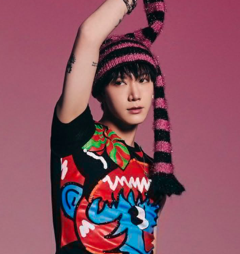 About Music tweet media