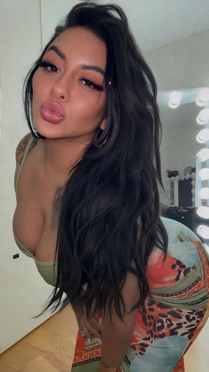 Mzlovelyxo's tweet image. Happy Easter 🐣 #easter #shein #ootd #explore #fashion #dress #mzlovely