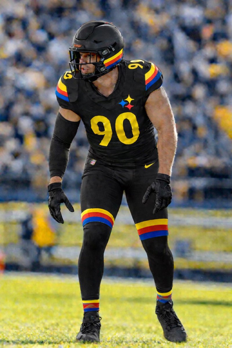 ⚜️ ØPTIMUS GALACTUS 💫 tweet media