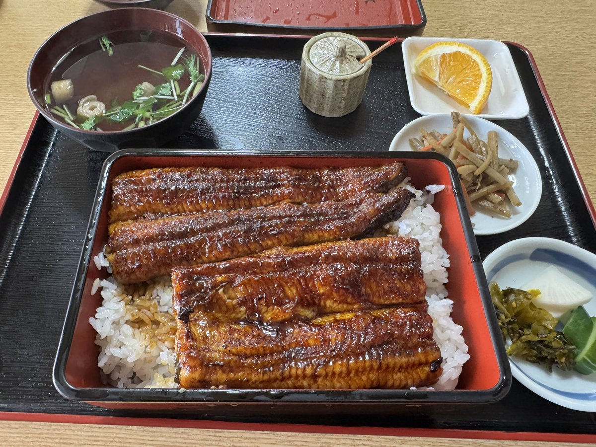 Toshi(トッシー) (|)マン同好会 会長 tweet media