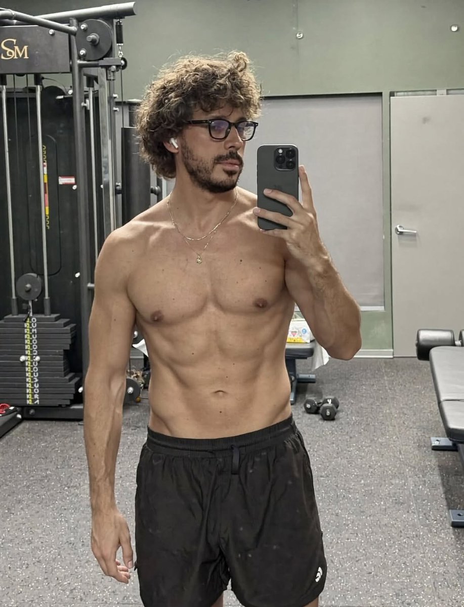 Artur Bikbaev tweet media