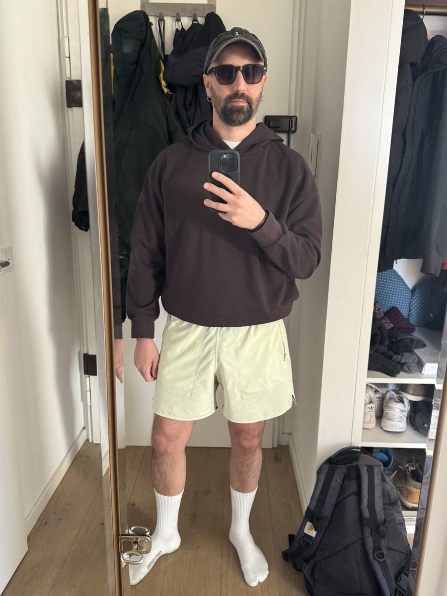 Mr Ice tweet media