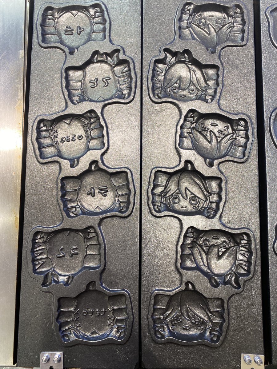 GiGOのたい焼き秋葉原 tweet media