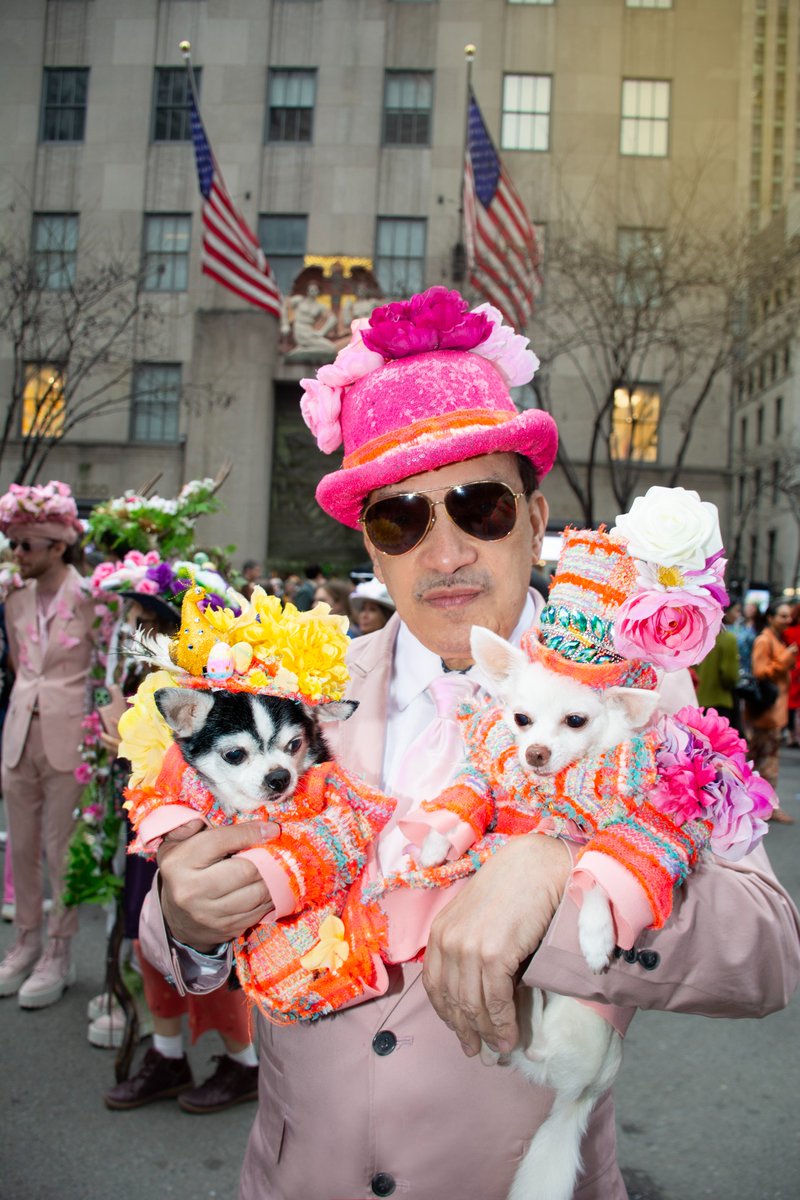 AnthonyRubio01's tweet photo. #HappyEaster
I took my Chihuahua boys #BogieAndKimba) to the New York #EasterParade. An annual tradition.

#EasterSunday #NYCEasterParade #EasterNYC https://t.co/Dcbhg6H3hO