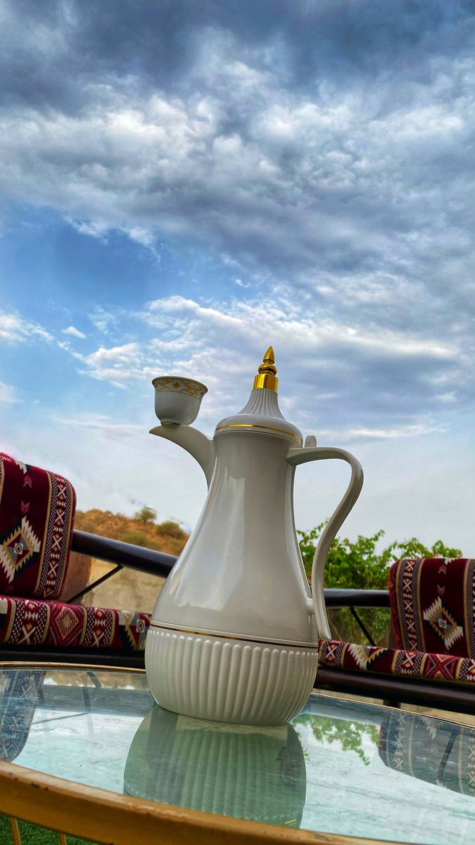 بنت الجنوب tweet media