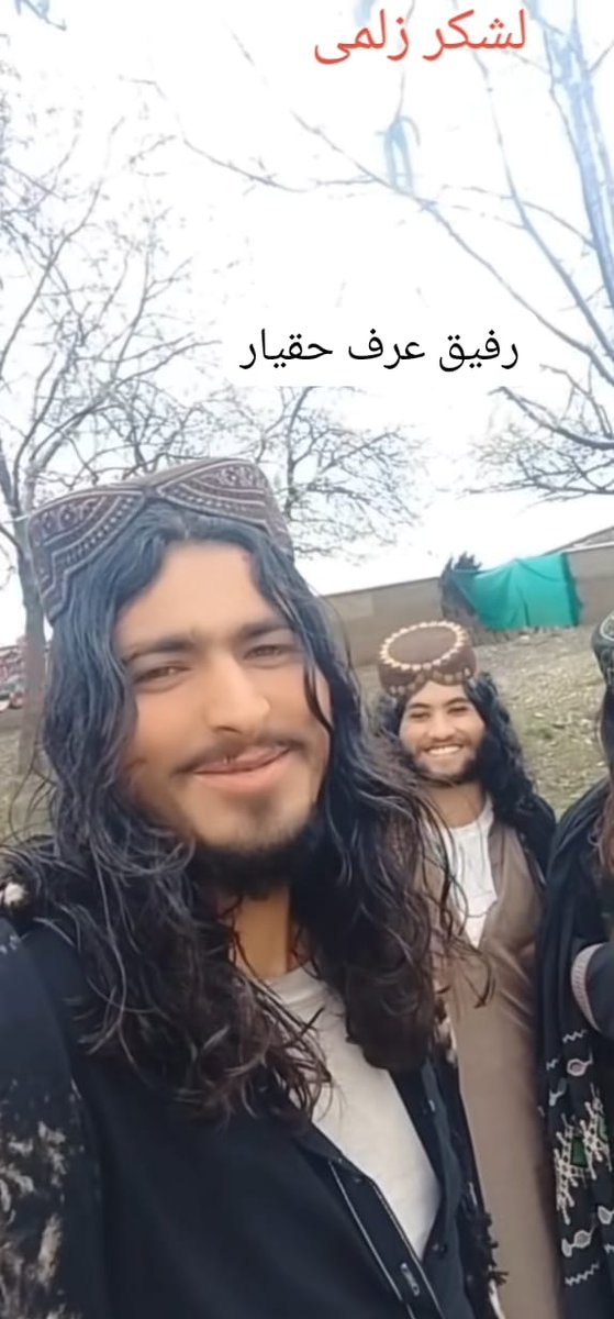 TKCkhyber's tweet photo. الرٹ🚨
وادی تیراہ میں سیکیورٹی فورسز کی کاروائی، 3 دہشت گرد ہلاک

 اکاخیل زرمین گل چوک میں سیکیورٹی فورسز کی کارروائی کے دوران لشکرِ اسلام کے تین دہشت گرد ہلاک جبکہ دو زخمی ہوگئے۔ ذرائع کے مطابق حملے کے وقت 8 سے 10 دہشت گرد موقع پر موجود تھے۔  ہلاک ہونے والے دہشت گردوں کی شناخت خان عالم عرف رضوان،  رفیق عرف حقیار اور  حمزہ کے نام سے ہوئی ہے، جن کا تعلق اکاخیل قوم سے بتایا جاتا ہے۔