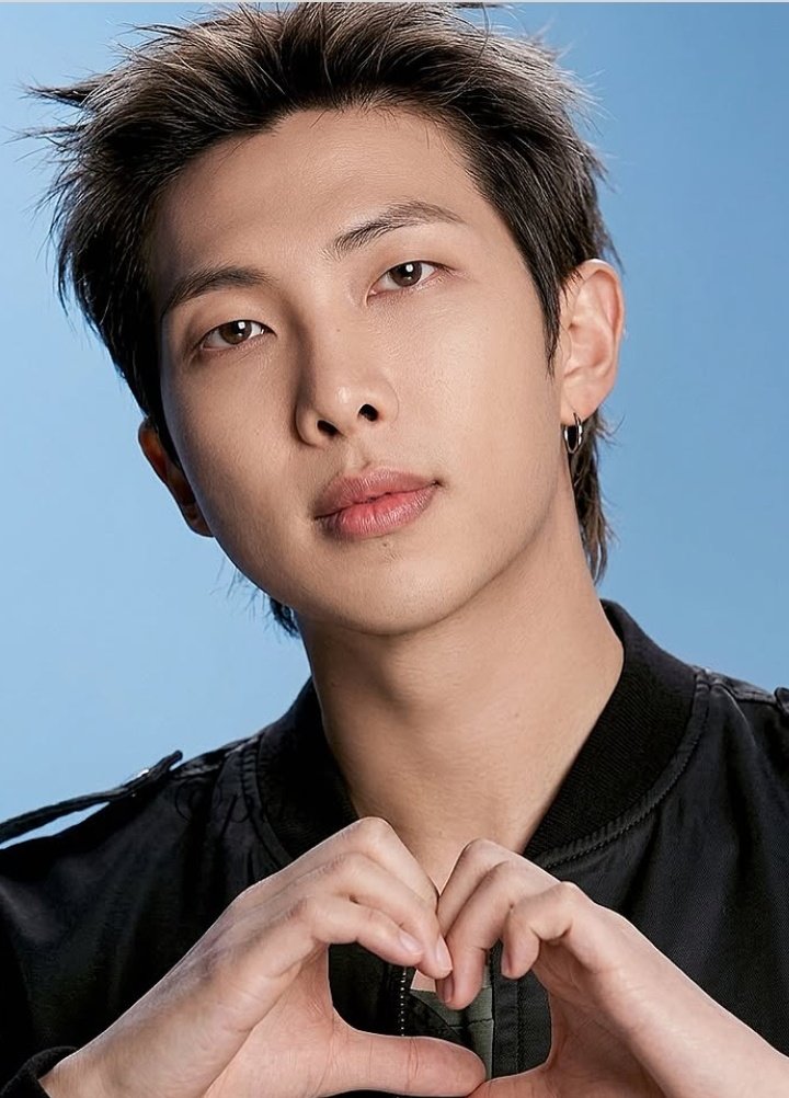 K_RKIVE7's tweet photo. Heart for you! 🧿 https://t.co/Df7qWe1d0e