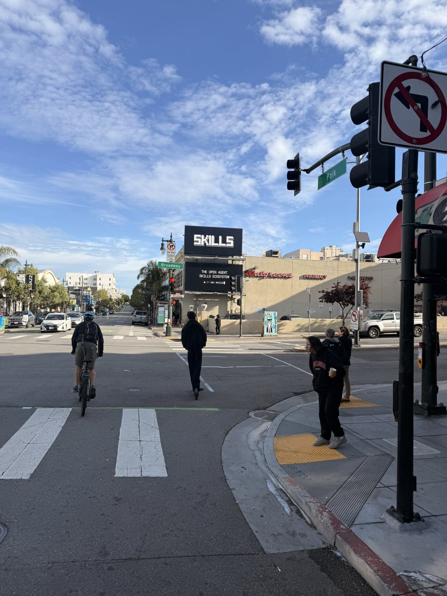 Agustín tweet media