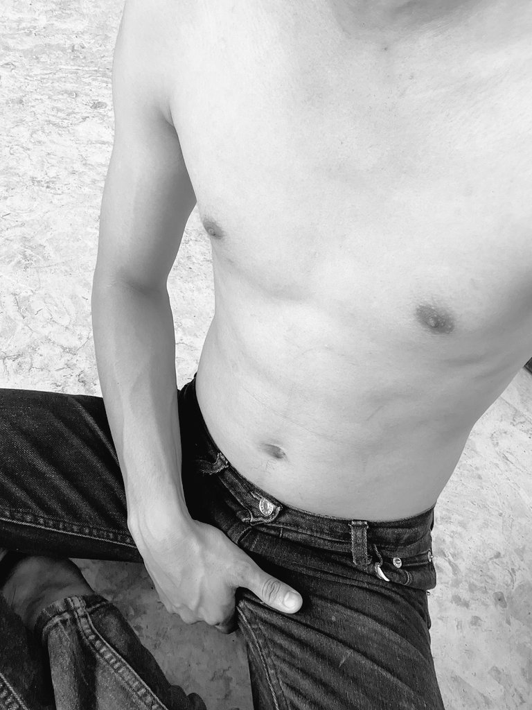 หนุ่มหุ่นลีน tweet media