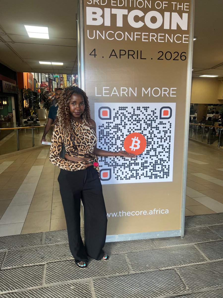 Satoshi53_'s tweet photo. @thecore21m and @MyFirstBitcoin_ Bitcoin Unconference 003.
Bitcoin for Everyone. https://t.co/jBM3WLVBiW