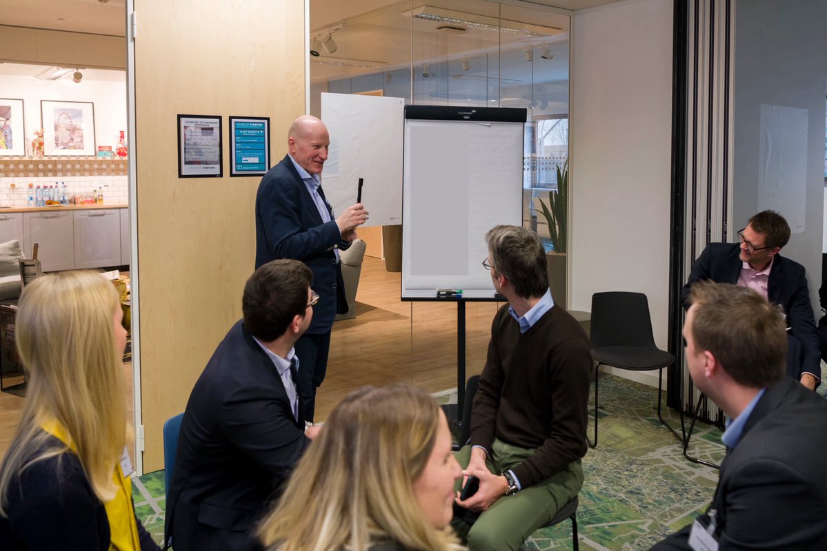 fabricetesta's tweet image. Are we living through the quiet collapse of professionalism? 🤔

Lately, I keep seeing the same pattern:  
a slow but steady erosion of standards.

#Leadership #Entrepreneurship #Execution #Startups #DeepWork #Professionalism #Discipline

Photo credit: LOIC