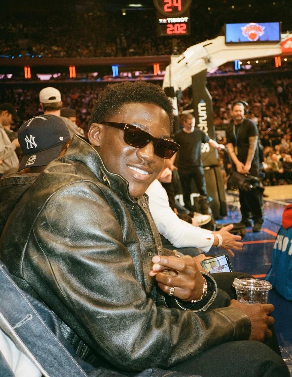 The Sports Lounge tweet media