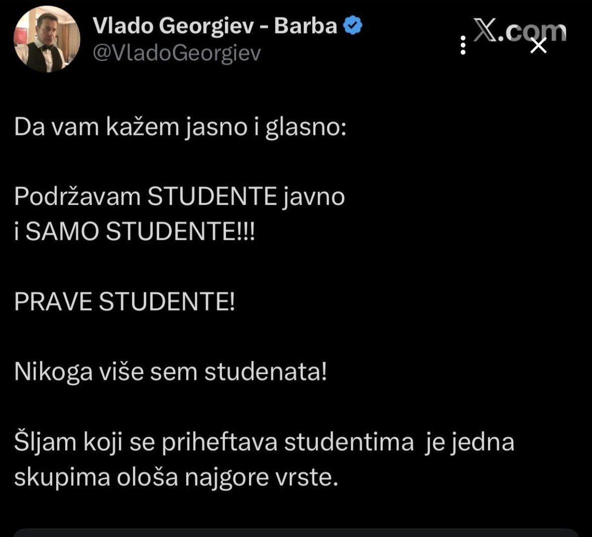 Mr. Srđan tweet media