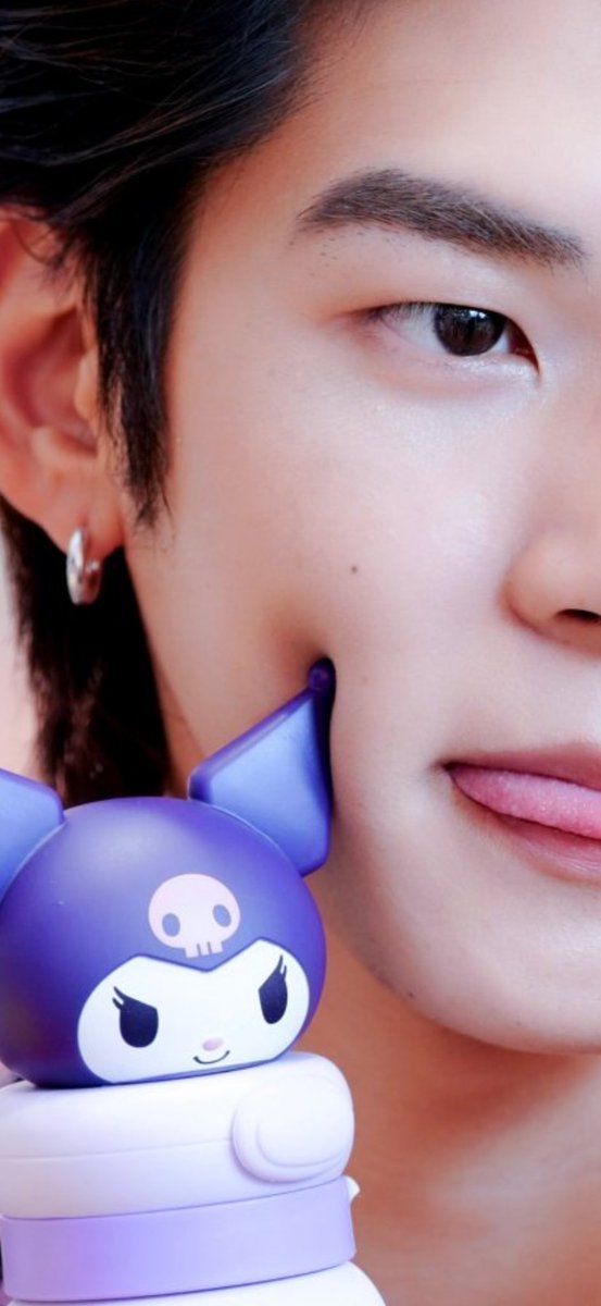 ★·.·´ AngAngAng `·.·★ tweet media