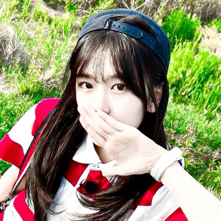 표숑ೀ tweet media