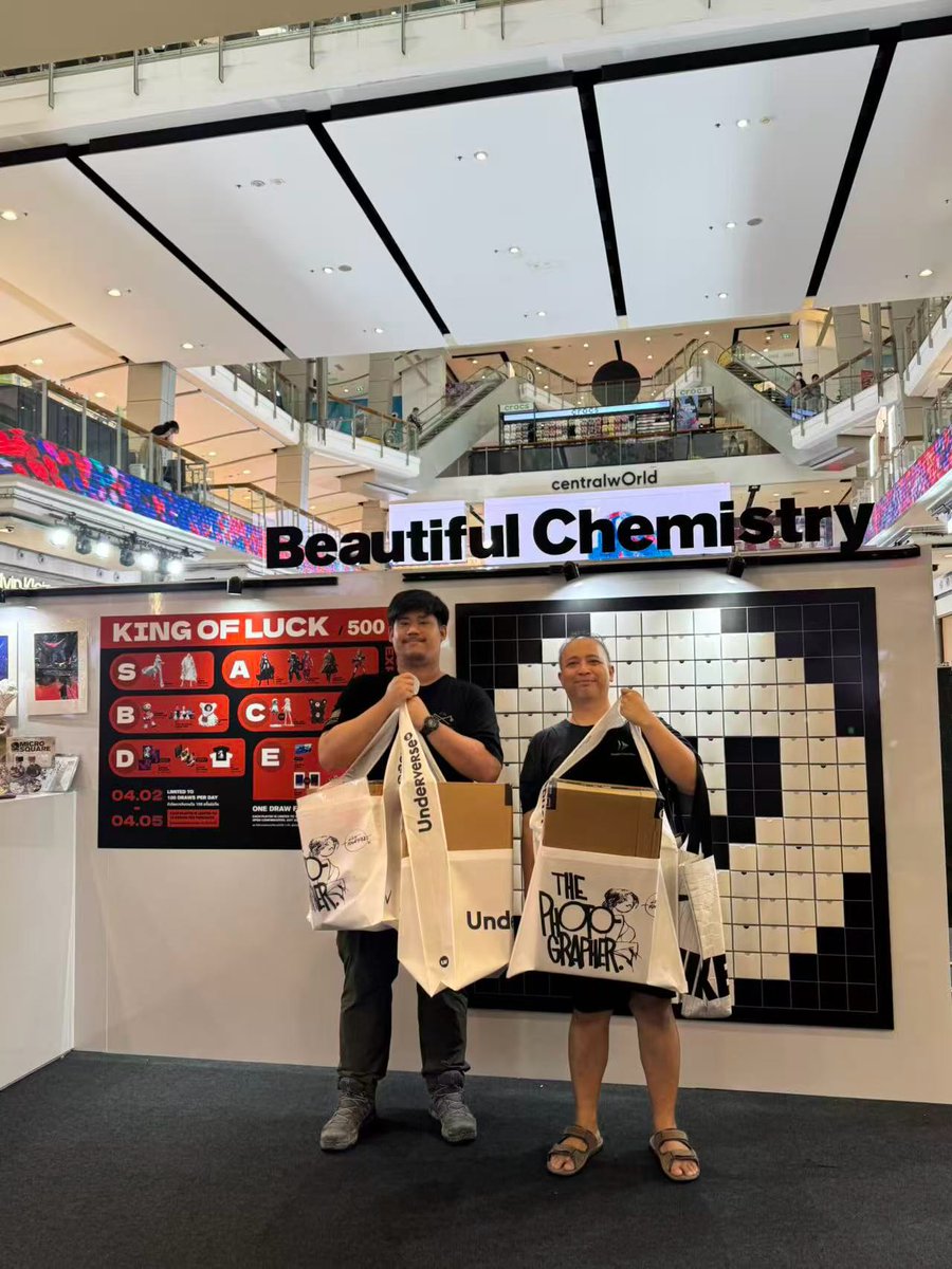 toysrevil tweet media