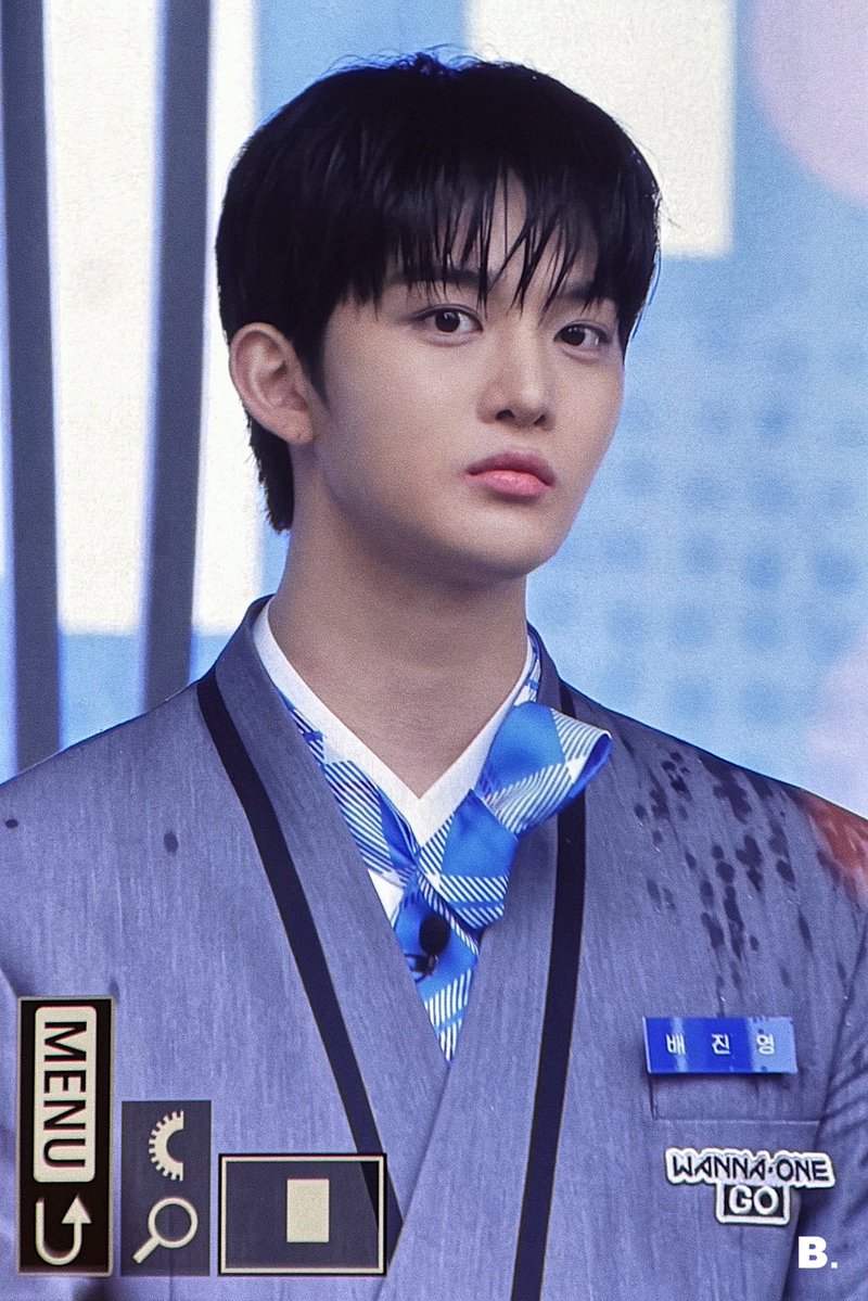 B. 비닷 tweet media