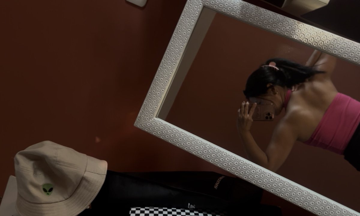 Flor🌸 tweet media