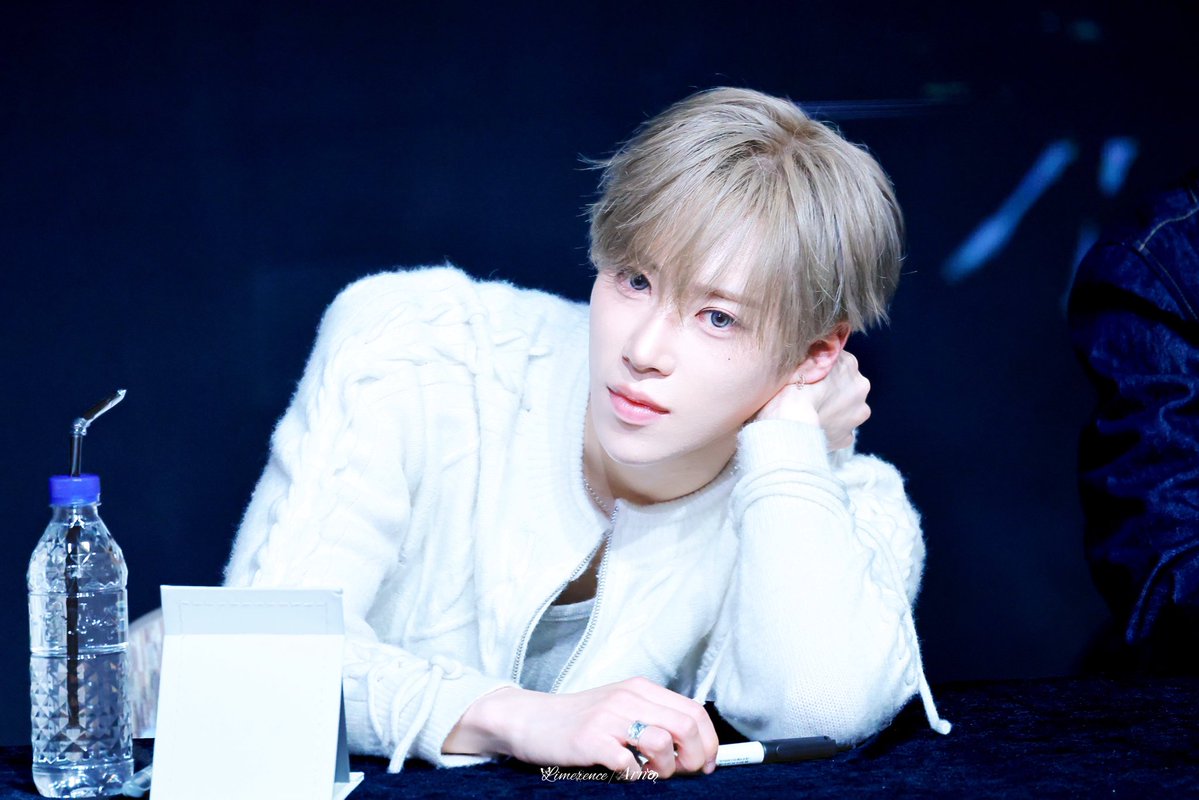 𝚍𝚊𝚢𝚊 ྀིྀི⋆.˚ #ALD1is8 tweet media